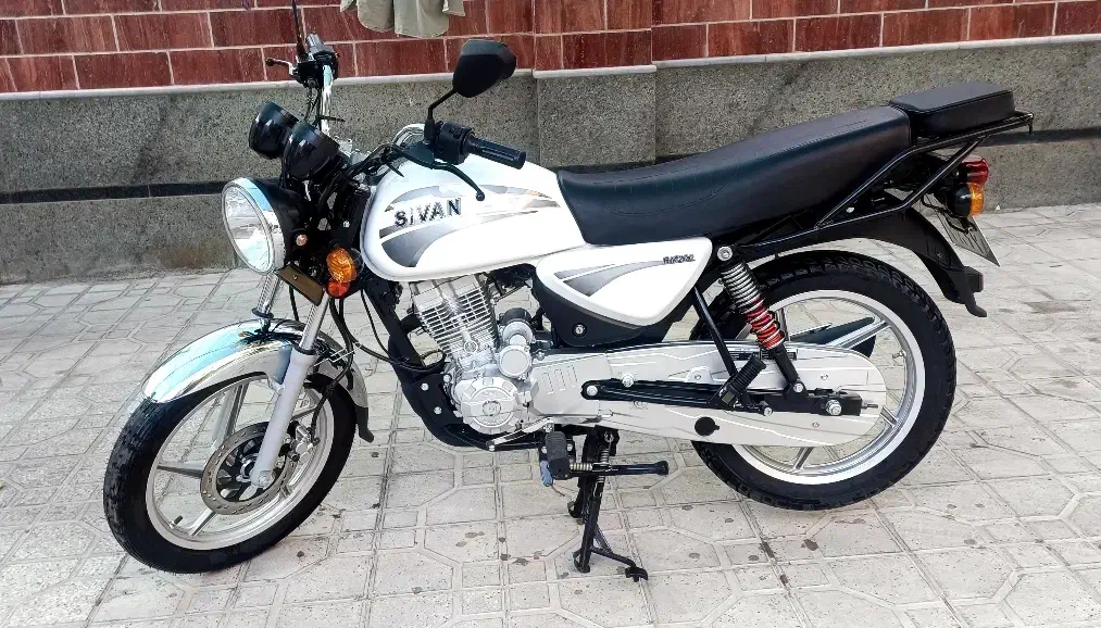 طرح بوکسر 200|موتورسیکلت|شیراز, بریجستون|دیوار