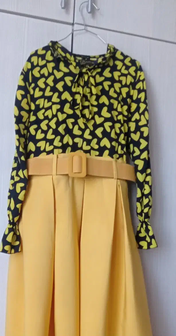 تونیک نو|لباس|قزوین, |دیوار