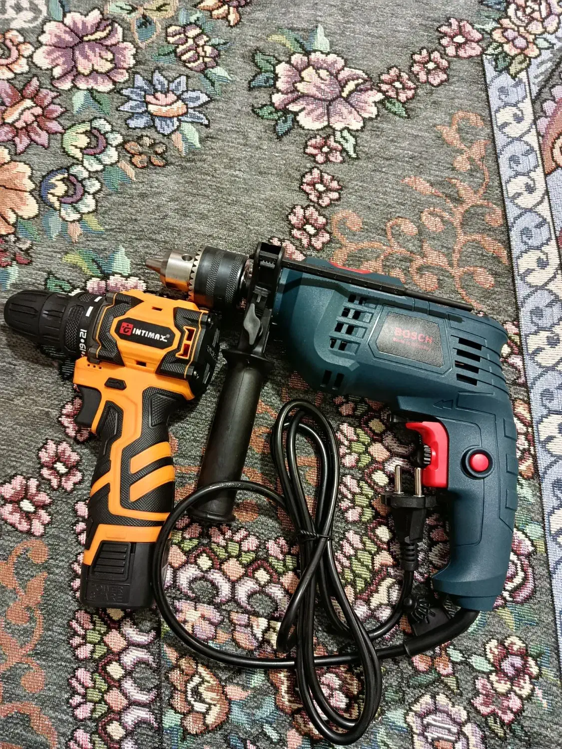 یک عدد دلر سیمی و شارژی|ابزارآلات|دشتابی, |دیوار