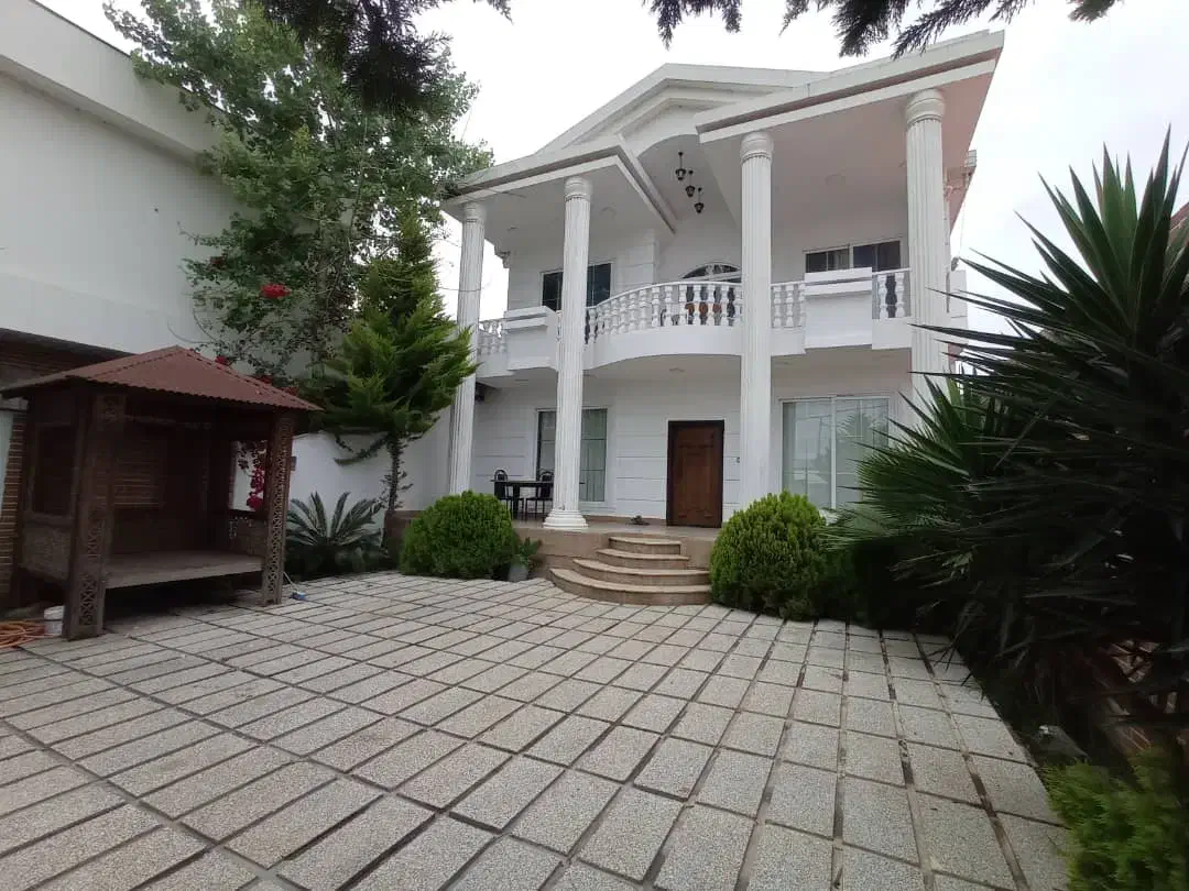 اجاره کاخ ویلا استخردار لوکس لاکچری|اجارهٔ کوتاه‌مدت ویلا و باغ|آمل, |دیوار