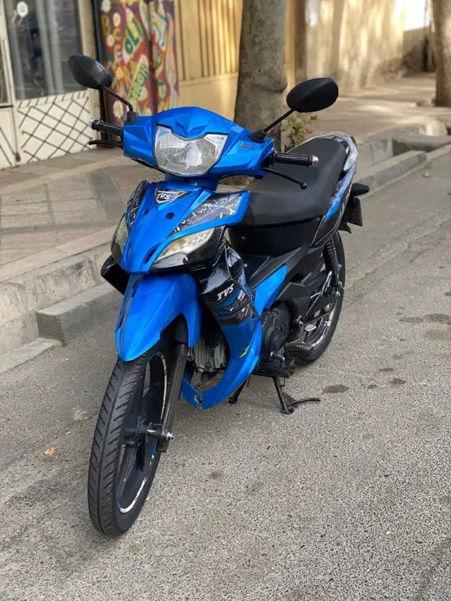 تی وی اس راکز|موتورسیکلت|شهریار, شهریار|دیوار