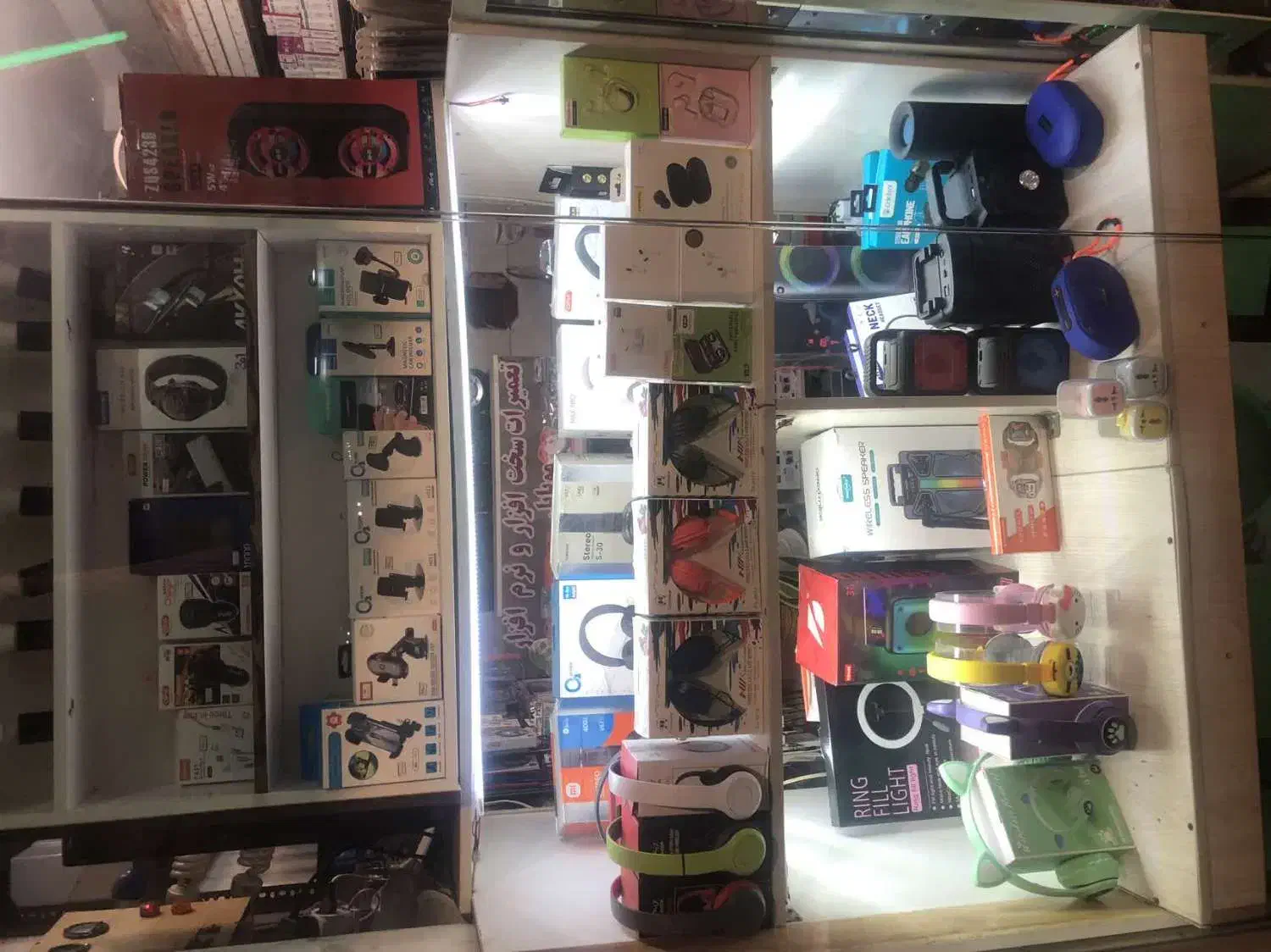 فروشگاه تعمیرات و فروش لوازم جانبی موبایل|خدمات رایانهای و موبایل|تهران, یاخجی آباد|دیوار