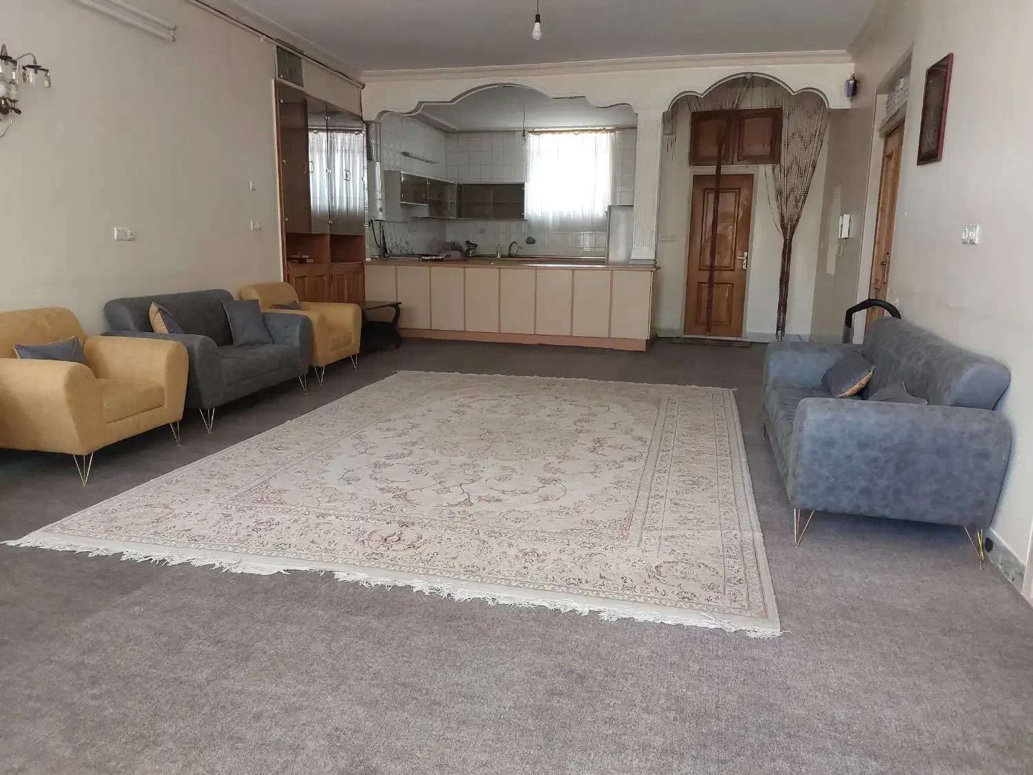 اجاره روزانه منزل خیابان آتشگاه منارجنبان|اجارهٔ کوتاهمدت آپارتمان و سوئیت|اصفهان, کارلادان|دیوار