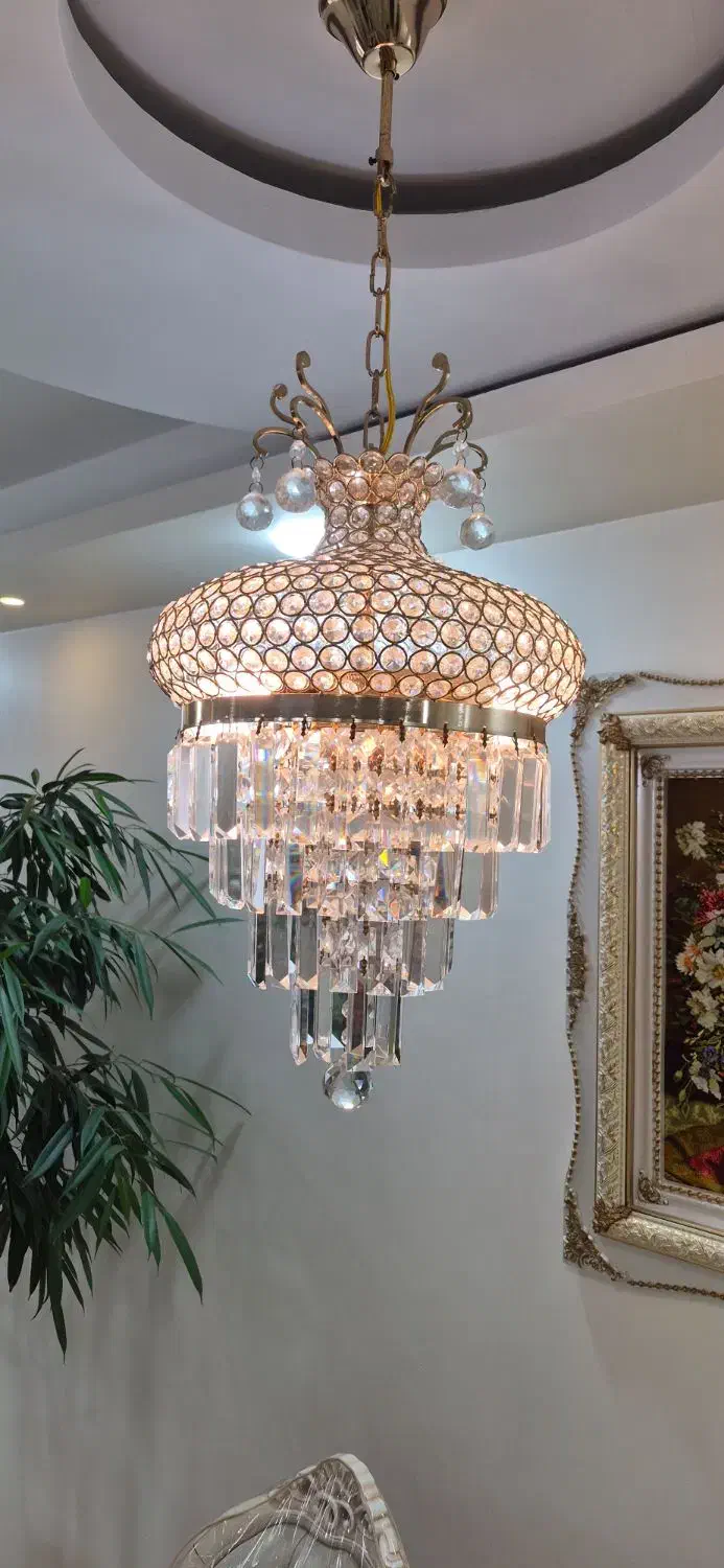 سه عدد لوستر کریستالی زیبا|لوستر و چراغ آویز|تهران, تهرانپارس غربی|دیوار