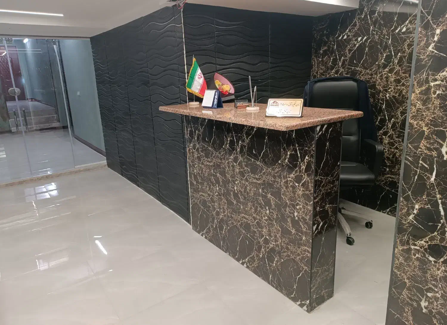 سوییت اجاره ای و هتل آپارتمان در ارم، نمازی ،چمران|اجارهٔ کوتاهمدت آپارتمان و سوئیت|شیراز, ارم|دیوار