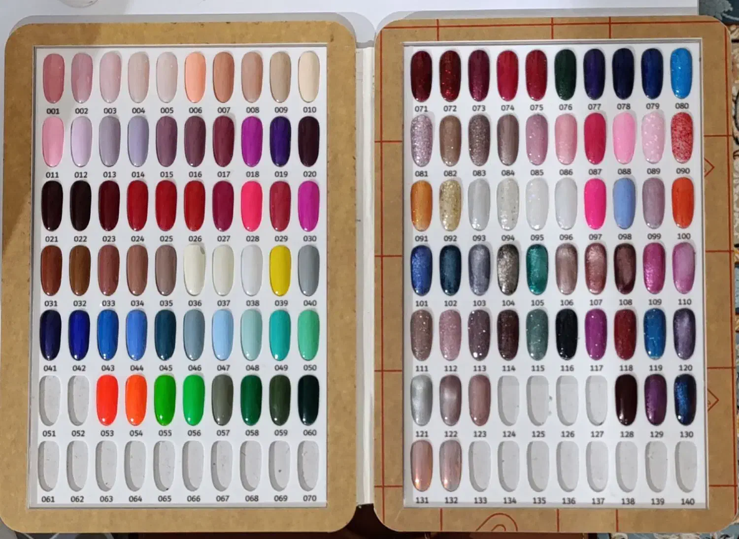 لوازم ناخن|آرایشگاه و سالنهای زیبایی|شاهینشهر, عطار|دیوار