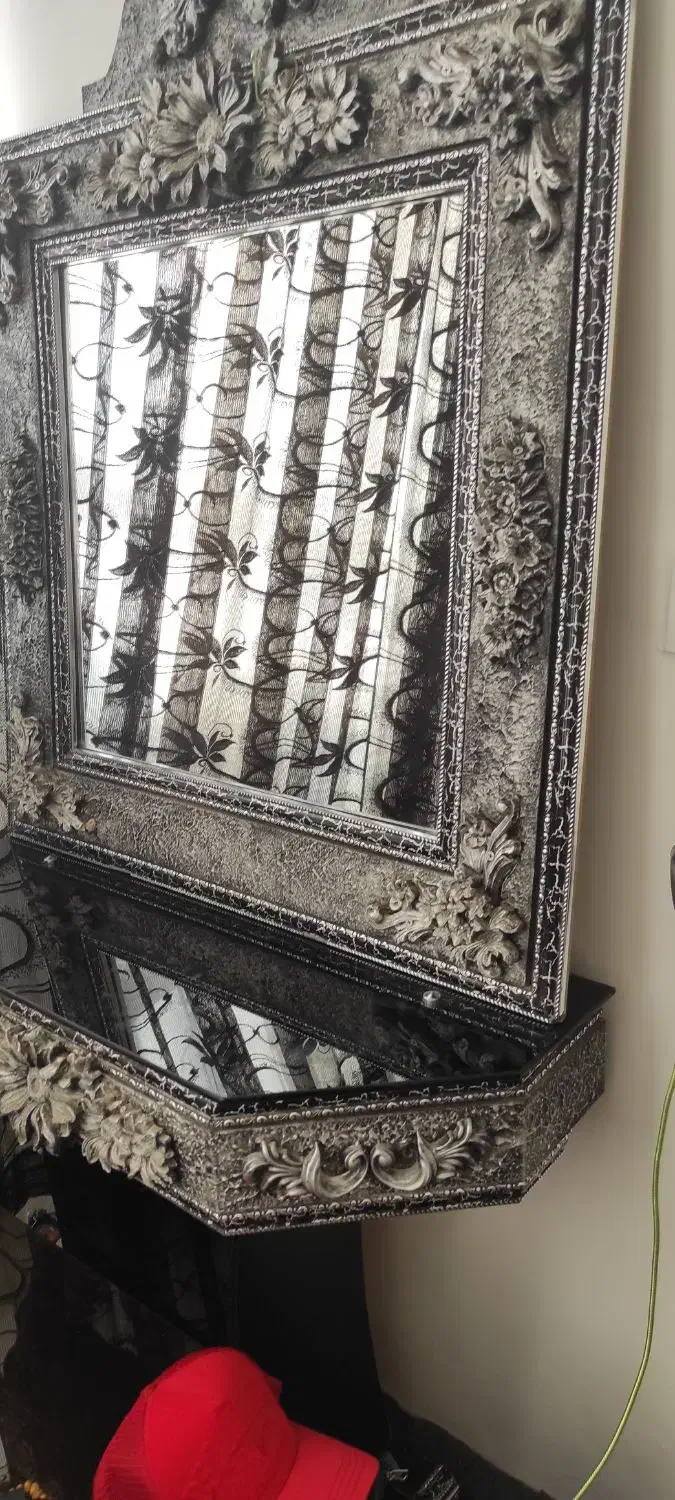 اینه شعمدان|آینه|قزوین, |دیوار