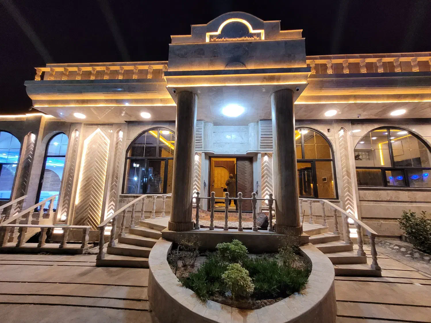 ویلای فول امکانات - لنگرماهان - معاوضه با همه چیز|فروش خانه و ویلا|ماهان, |دیوار