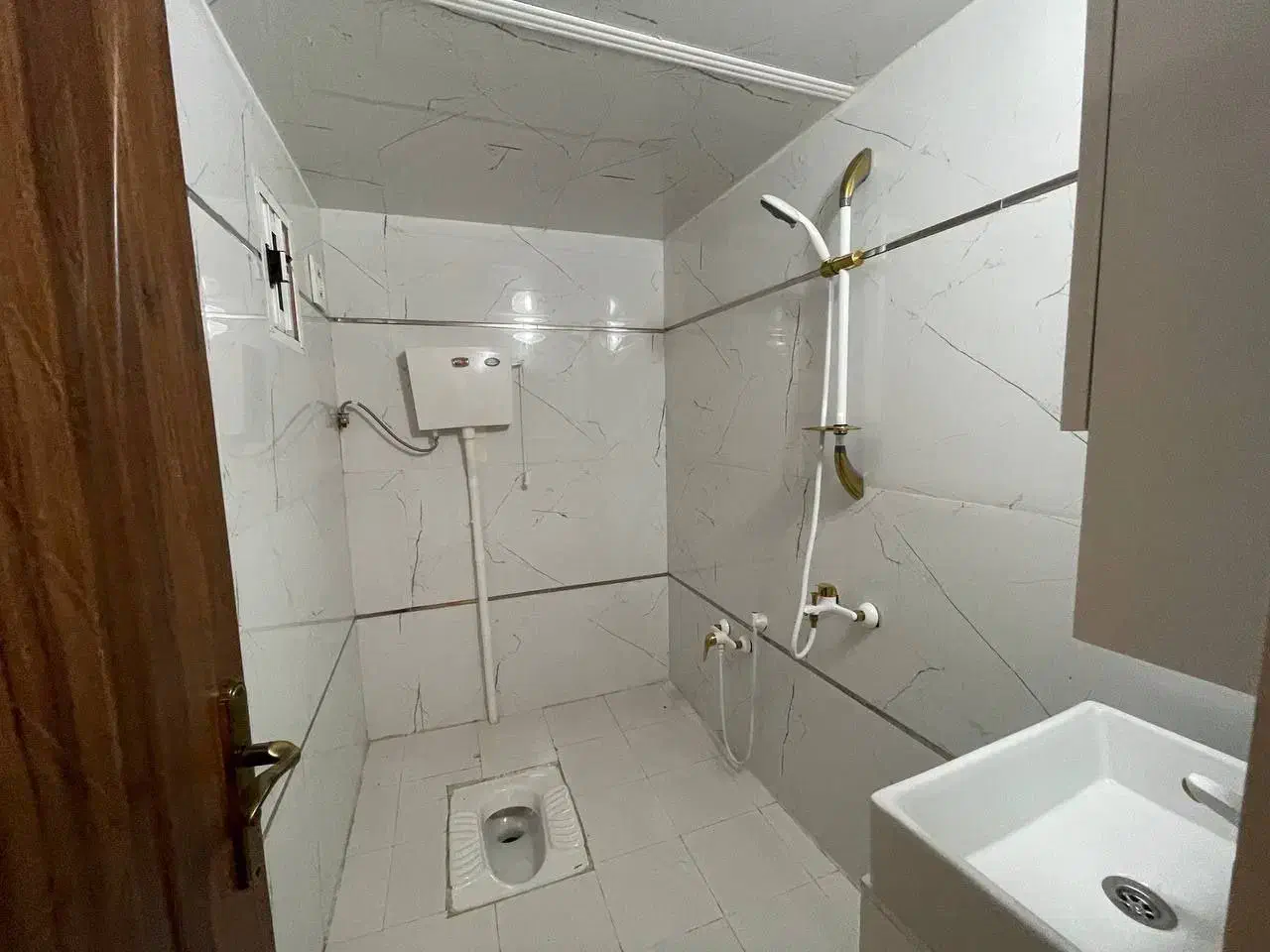 پیمانکاری ساختمان صفر تا صد و بازسازی ویلا|خدمات پیشه و مهارت|محمودآباد, |دیوار