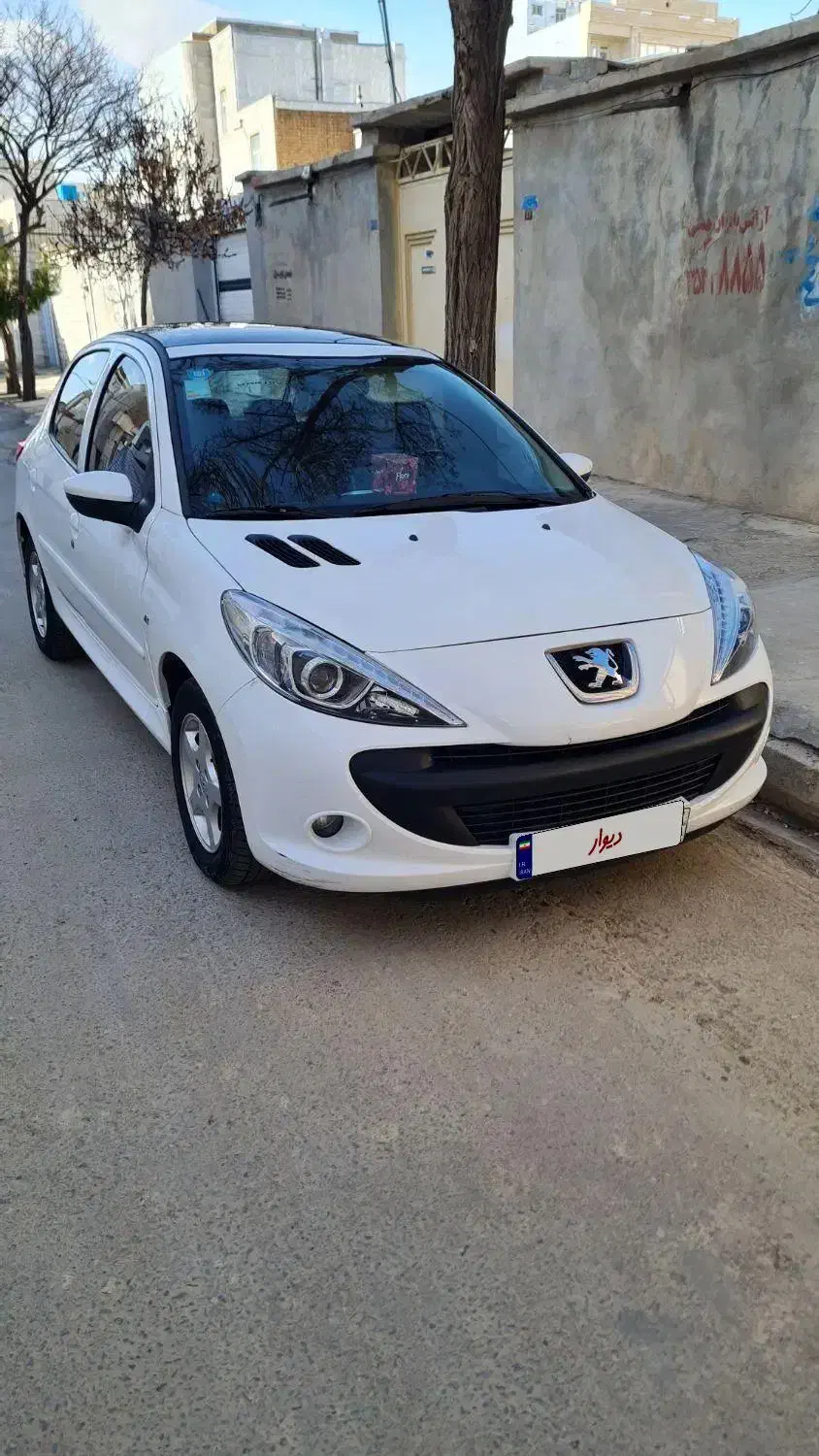 ۲۰۷ پانا دنده|خودرو سواری و وانت|قروه, |دیوار