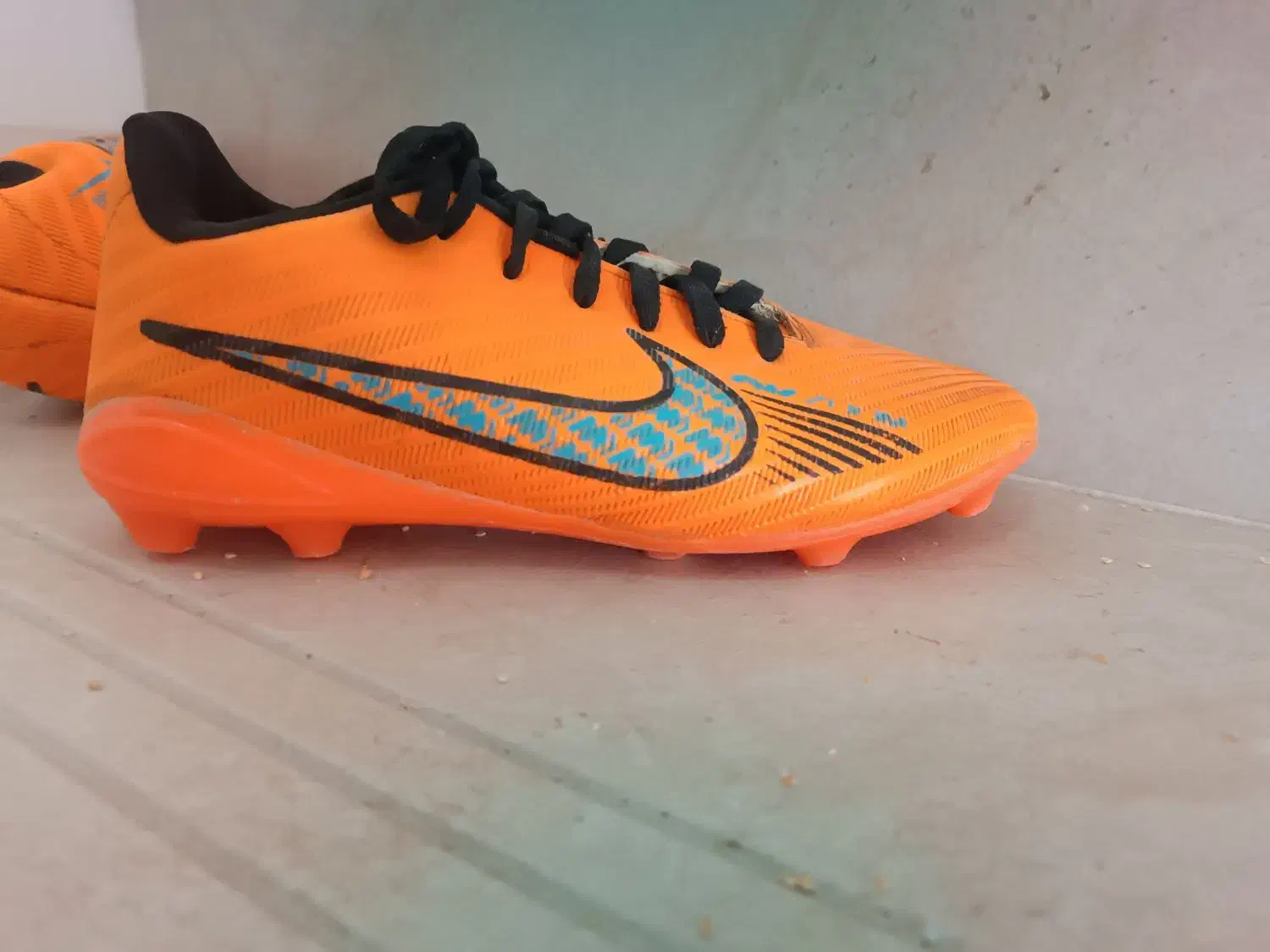 کفش فوتبال|کیف، کفش، کمربند|نورآباد ممسنی, |دیوار