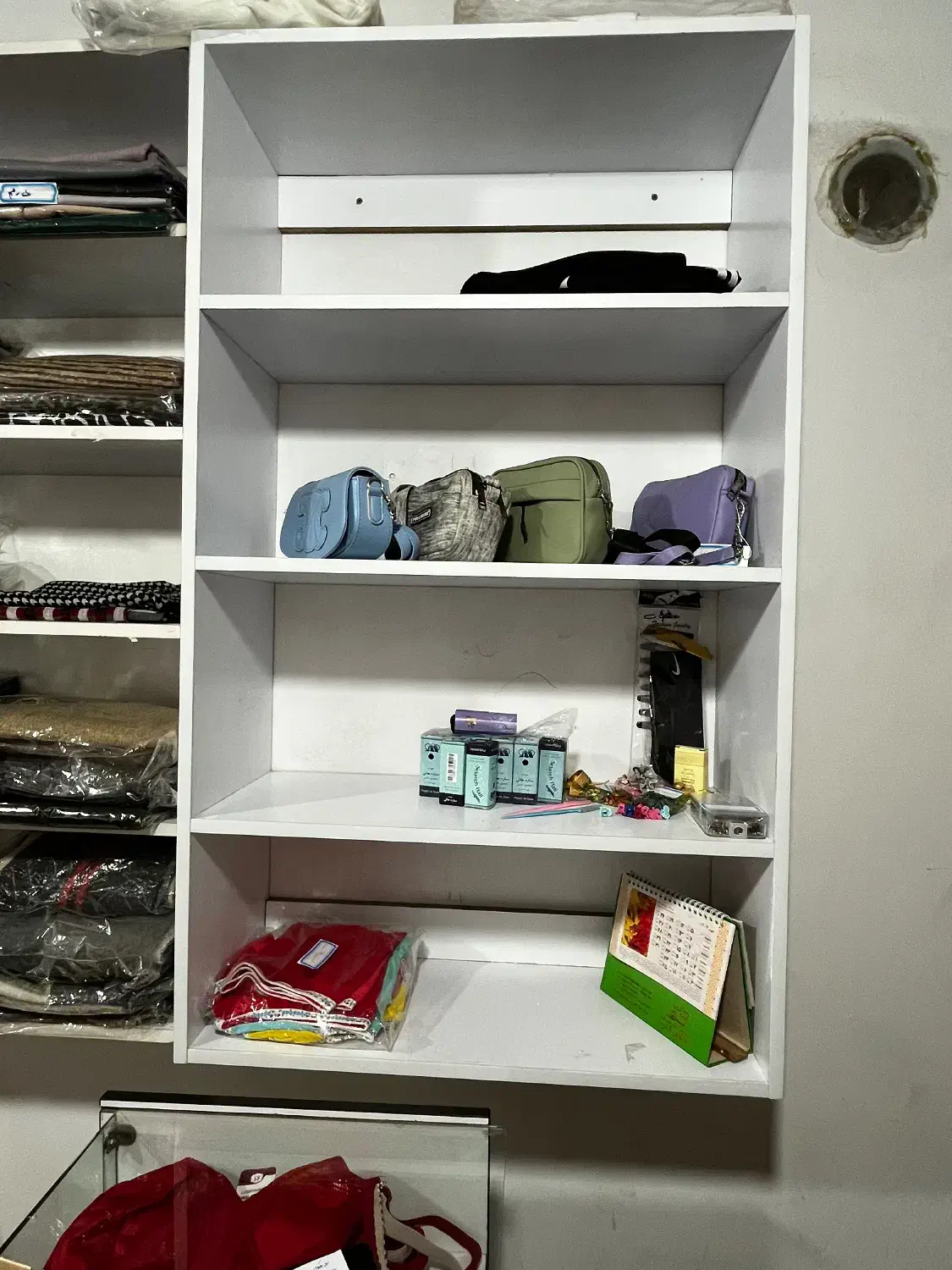 قفسه چوبی|کتابخانه، شلف، قفسه‌های دیواری|هچیرود, |دیوار