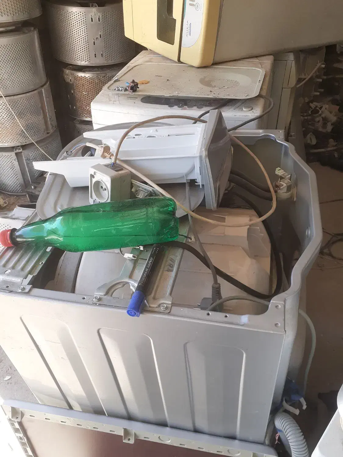 فروش قطعات لباسشویی|ماشین لباسشویی و خشککن لباس|قم, حکمت شمالی|دیوار