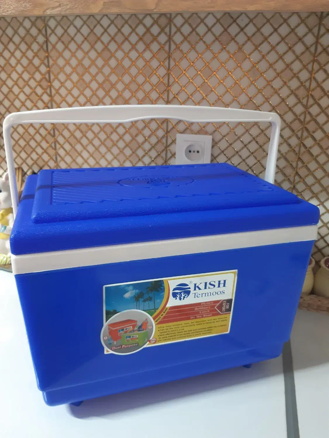 کلمن مسافرتی|ظروف نگهدارنده، پلاستیکی، یک‌بارمصرف|شیروان (خراسان), |دیوار
