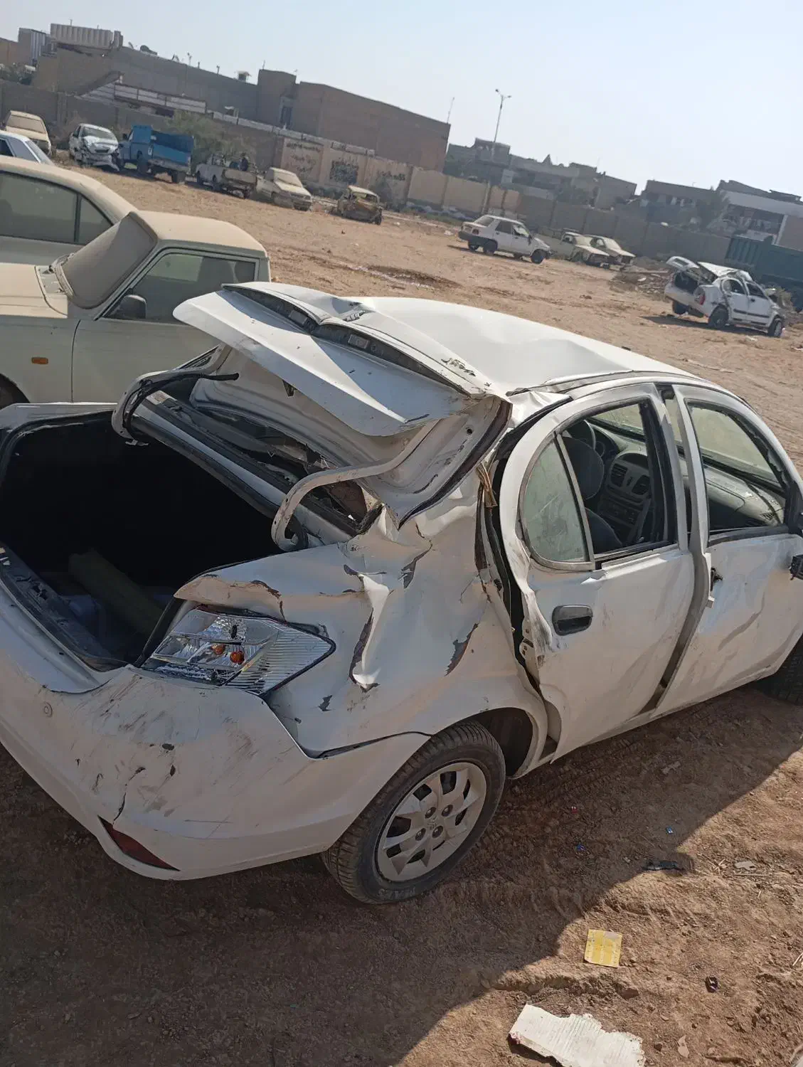 ساینا تصادفی|خودرو سواری و وانت|اهواز, پردیس دو|دیوار