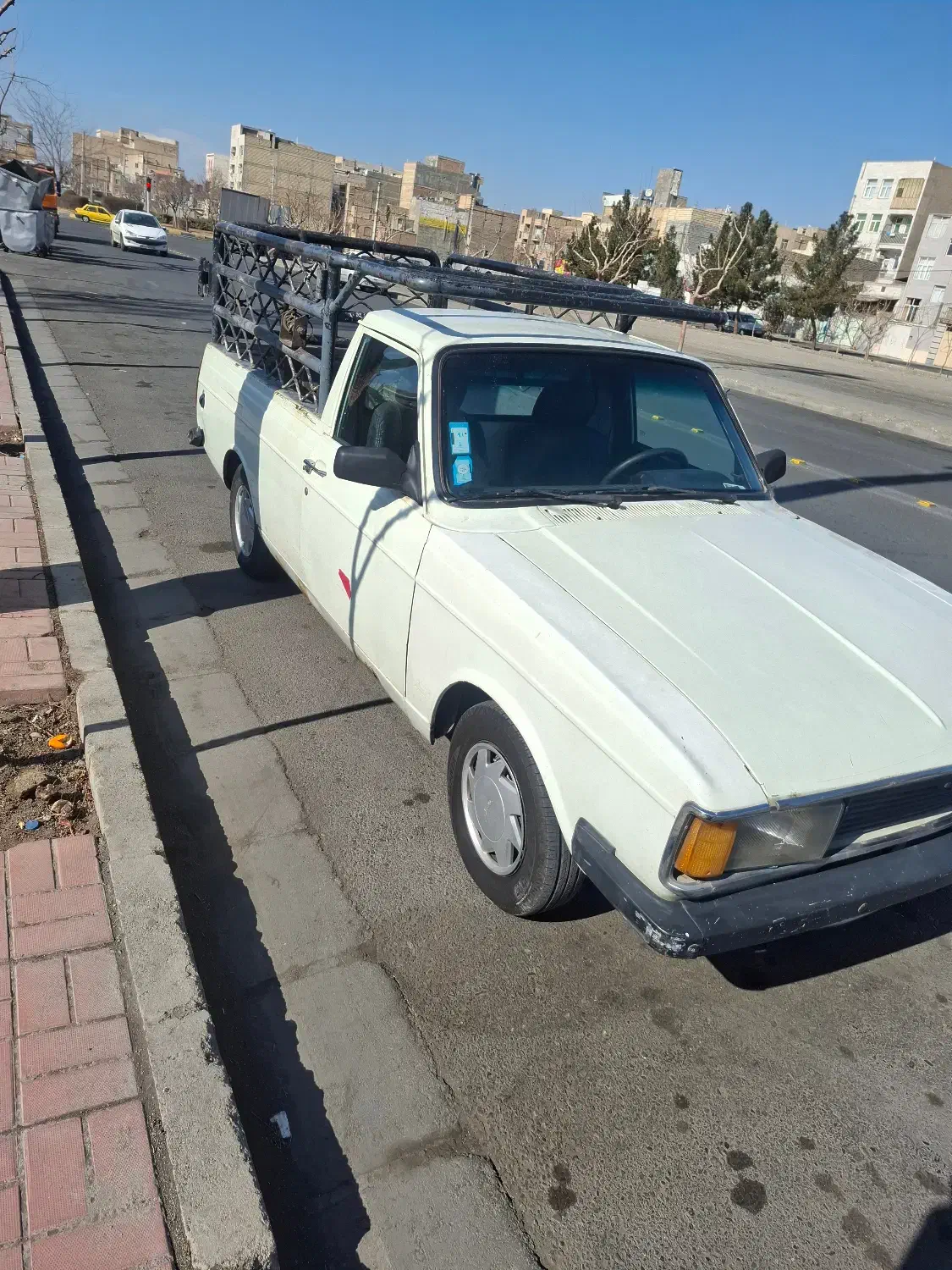 پیکان وانت مدل 83 بنزینی|خودرو سواری و وانت|فردیس, شهرک ۱۱۰|دیوار