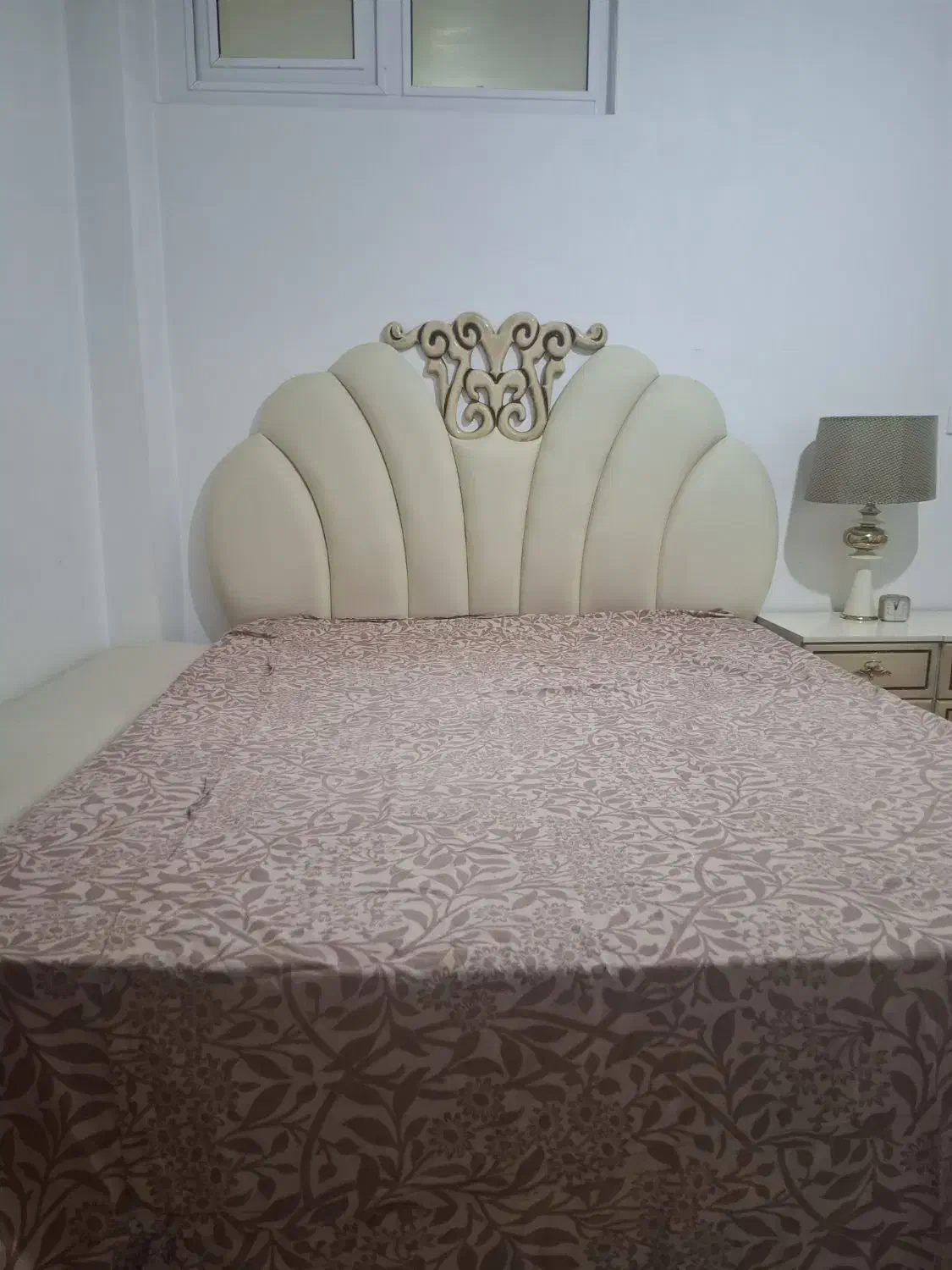 تخت خواب دو نفره|تخت و سرویس خواب|همدان, |دیوار