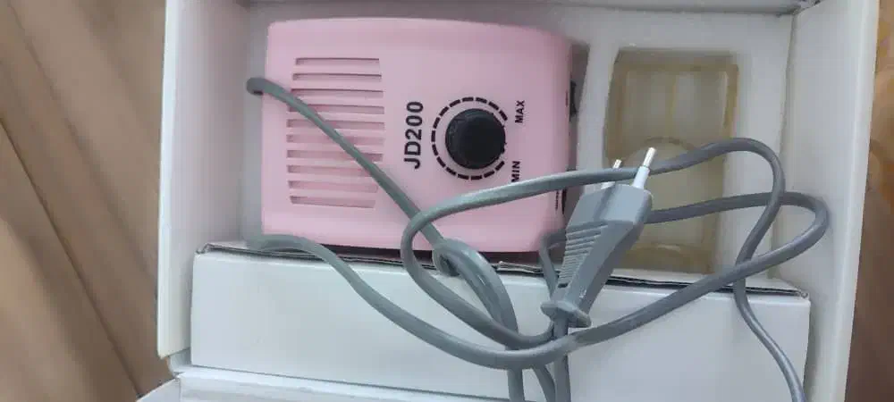 وسایل ناخنکاری|آرایشی، بهداشتی، درمانی|خاش, |دیوار