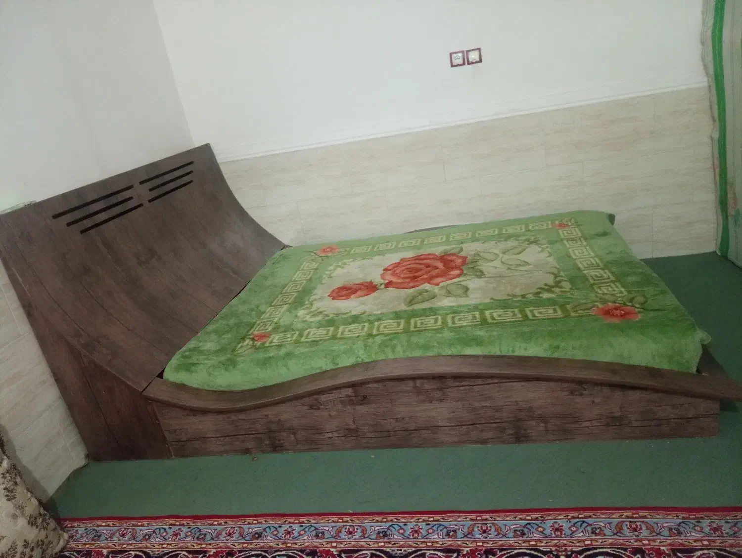 سرویس خواب دو نفره|تخت و سرویس خواب|بندر گناوه, |دیوار