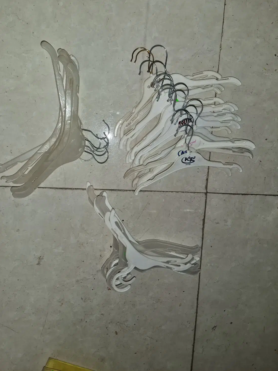 چوب لباسی|بندرخت و رخت‌آویز|زنجان, |دیوار