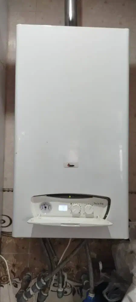 تعمیرپکیج ورادیاتور|آبگرمکن، پکیج، شوفاژ|آباده, |دیوار