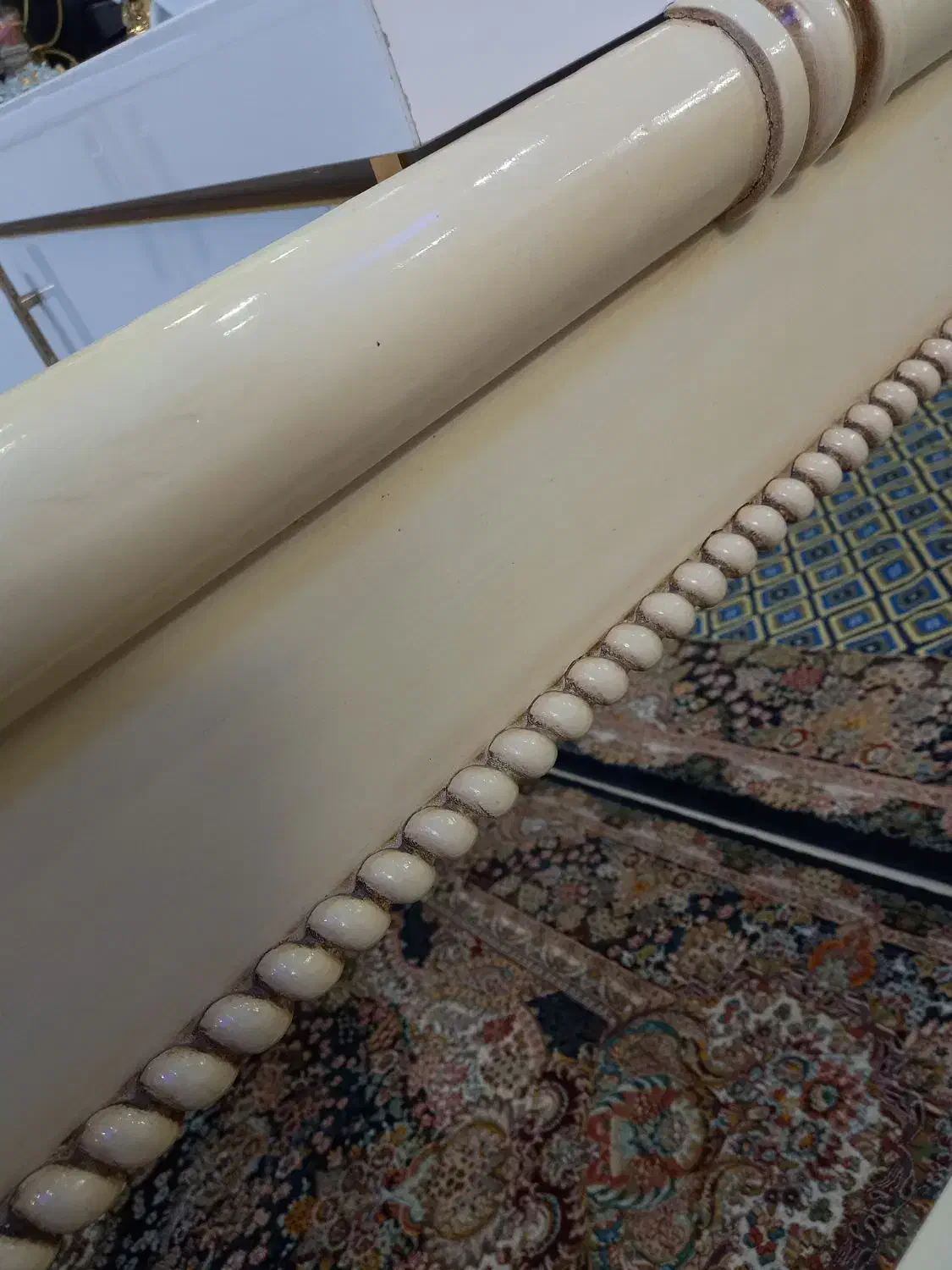 آینهه|آینه|قم, شاه ابراهیم|دیوار