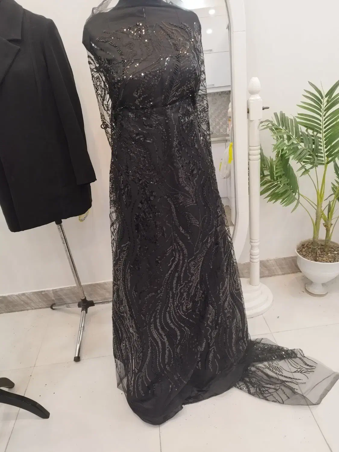 پارچه مجلسی|لباس|اهواز, مجاهد|دیوار