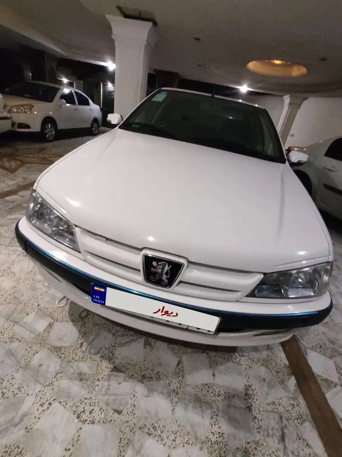 پژو پارس 1401فول بی رنگ و بی ضربه|خودرو سواری و وانت|رشت, استقامت ۱|دیوار