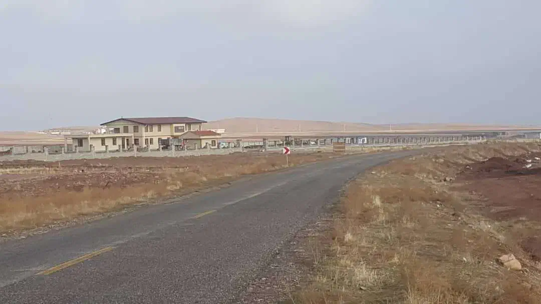 ساختمان تجاری با زمین ۲۵۰۰۰متری درمنطقه آزاد ارس|فروش زمین و ملک کلنگی|ارس, |دیوار