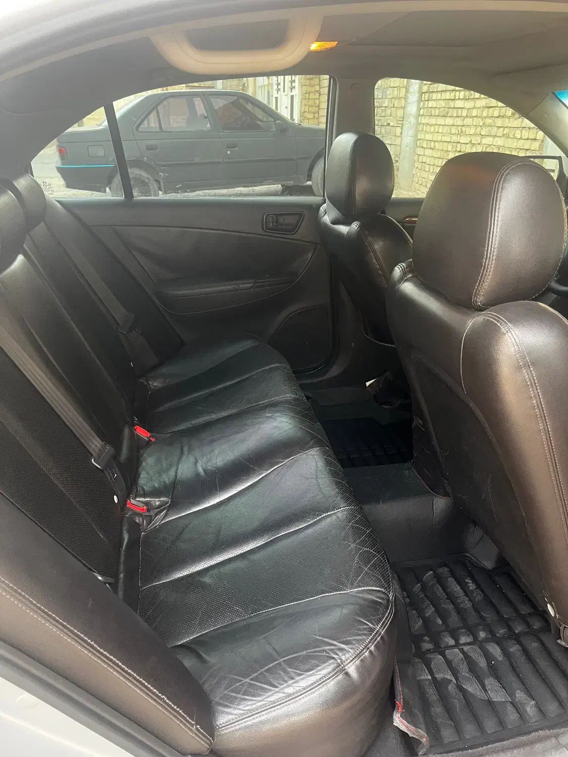 سوناتا|خودرو سواری و وانت|برخوار, |دیوار