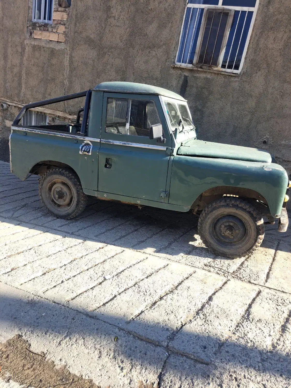 فروش لندرورنیم تن باری مدل۶۴|خودرو سواری و وانت|بانه, |دیوار