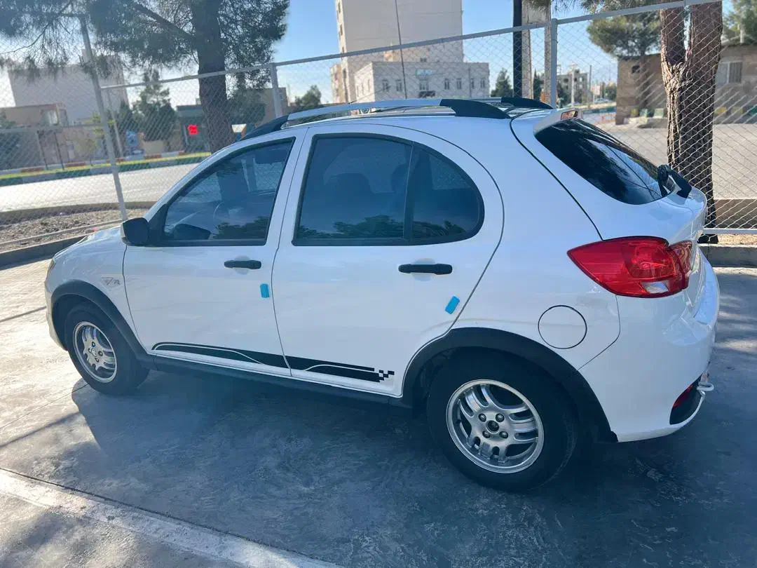 کوئیک .GxR.بسیار تمیز ..سقف مشکی سفید|خودرو سواری و وانت|دامغان, |دیوار