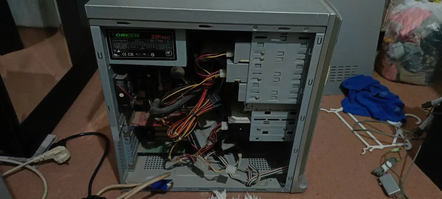 کامپیوتر با کیس|رایانه رومیزی|مهاباد (آذربایجان غربی), |دیوار