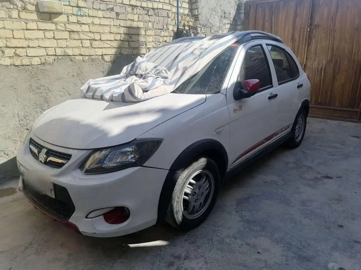 کویک آر ۱۴۰۰|خودرو سواری و وانت|شیراز, حومه شیراز|دیوار