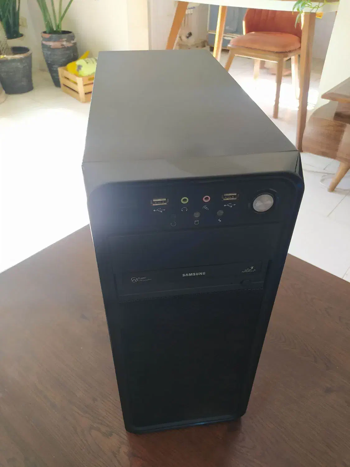 کیس خالی|قطعات و لوازم جانبی رایانه|پرند, فاز ۶|دیوار