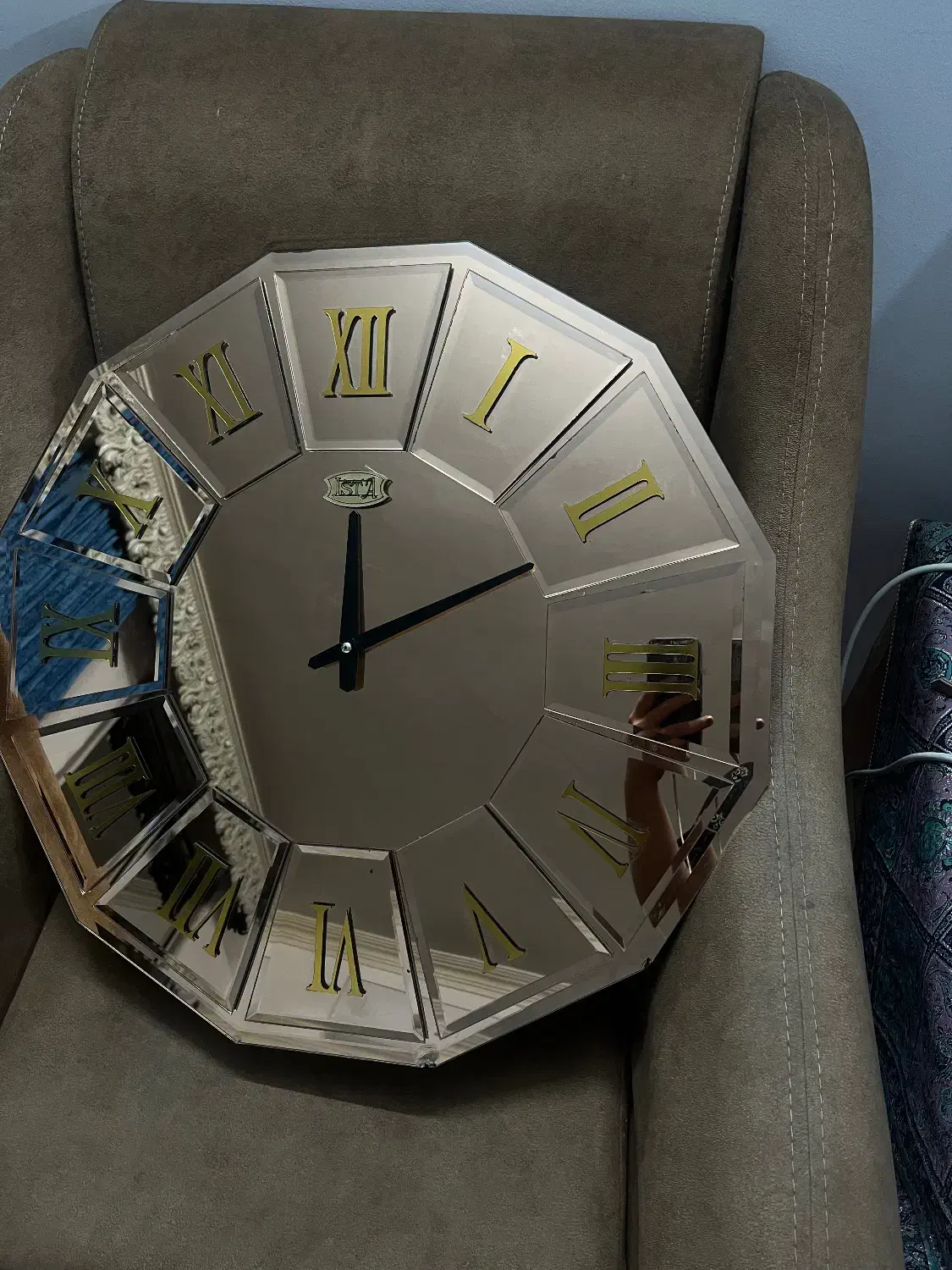 ساعت|ساعت دیواری و تزئینی|ساری, |دیوار