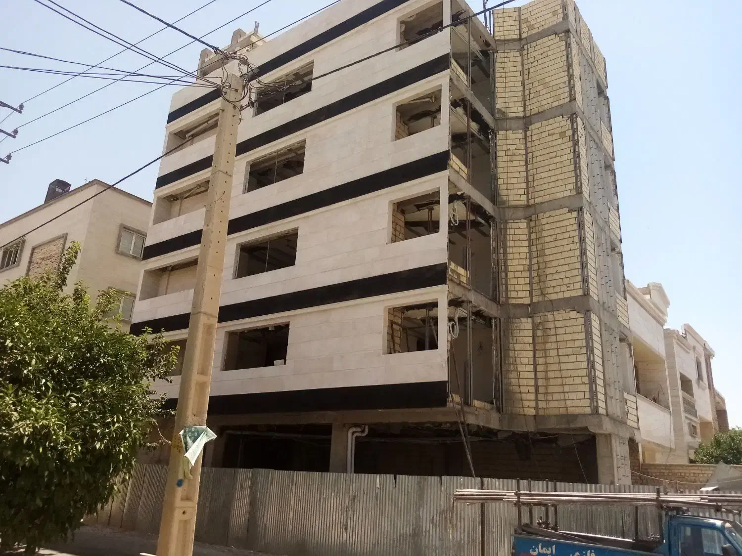 آپارتمان دو خواب واقع در والفجر|فروش آپارتمان|شیراز, شهرک والفجر|دیوار