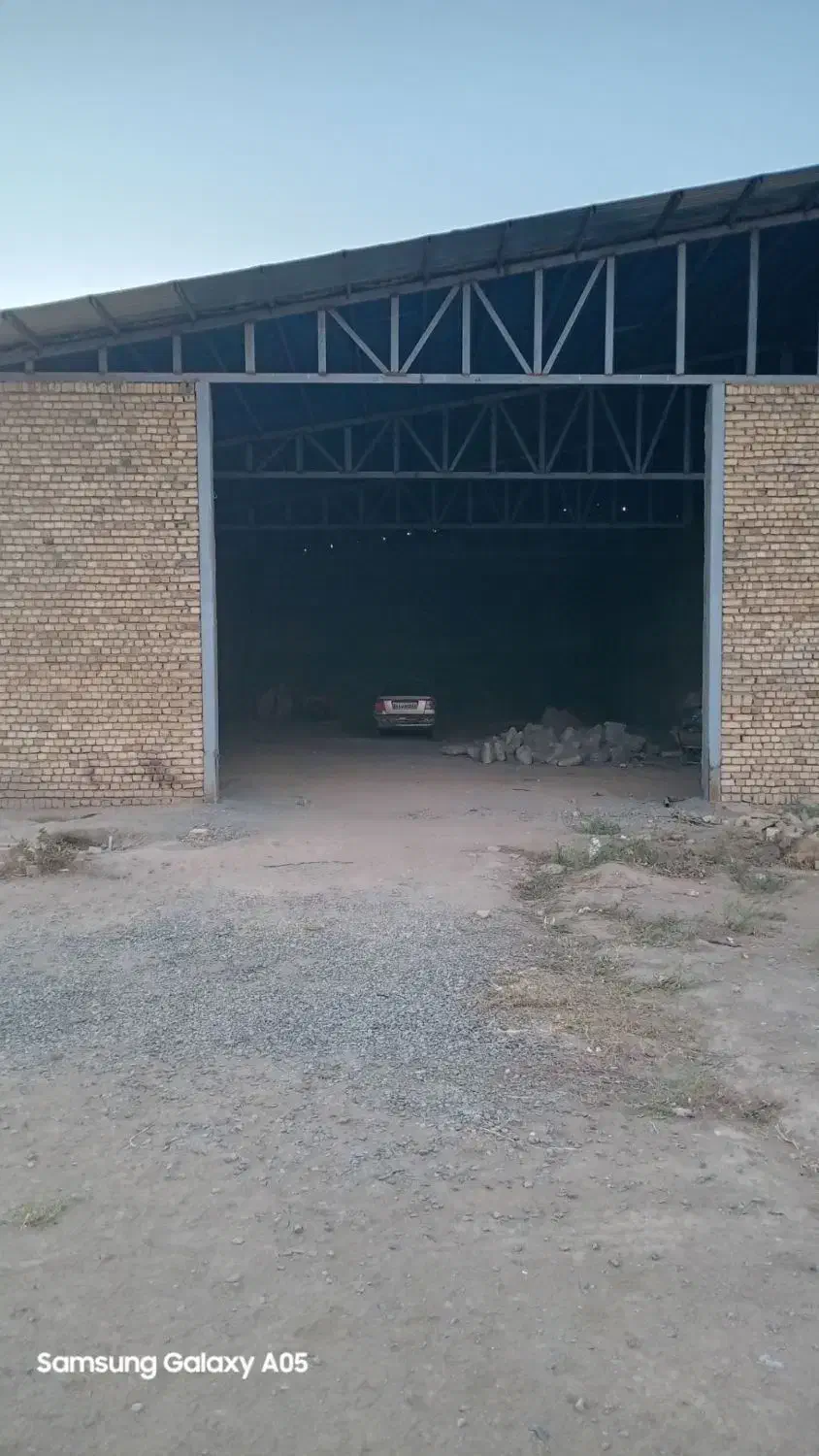 اجاره سوله جهت کاه و ینجه|اجارهٔ دفتر صنعتی، کشاورزی، تجاری|ملایر, |دیوار