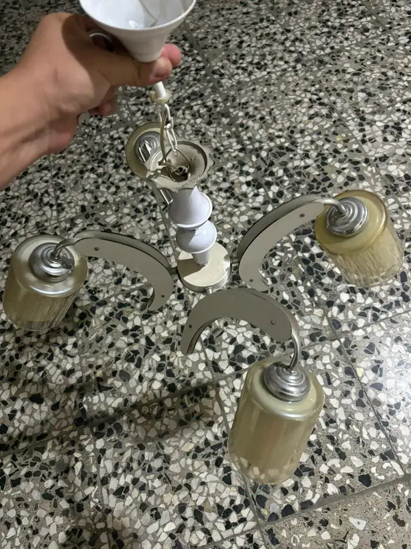 لوستر|لوستر و چراغ آویز|کرج, حصارک بالا|دیوار