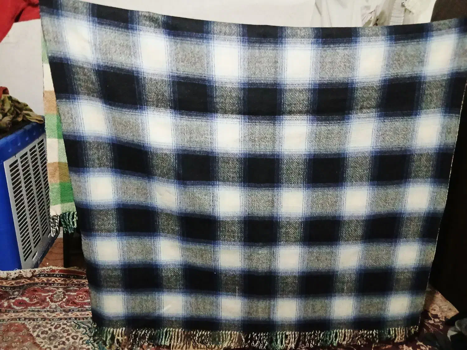 پتو   رو تختی و پشتی|رختخواب، بالش، پتو|قم, باسکول|دیوار