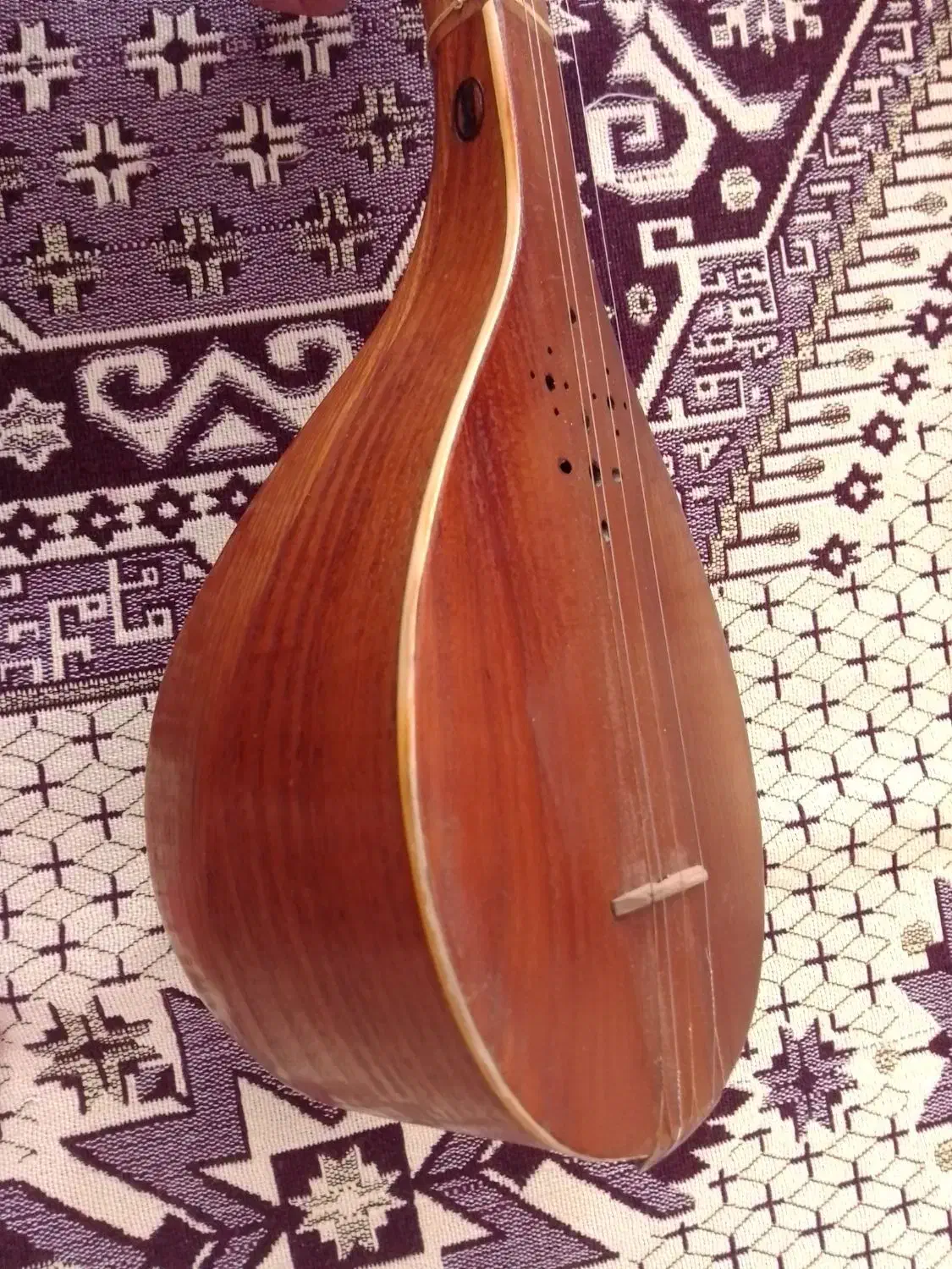 سه تار سپهر  نو|سازهای سنتی|ایلام, |دیوار