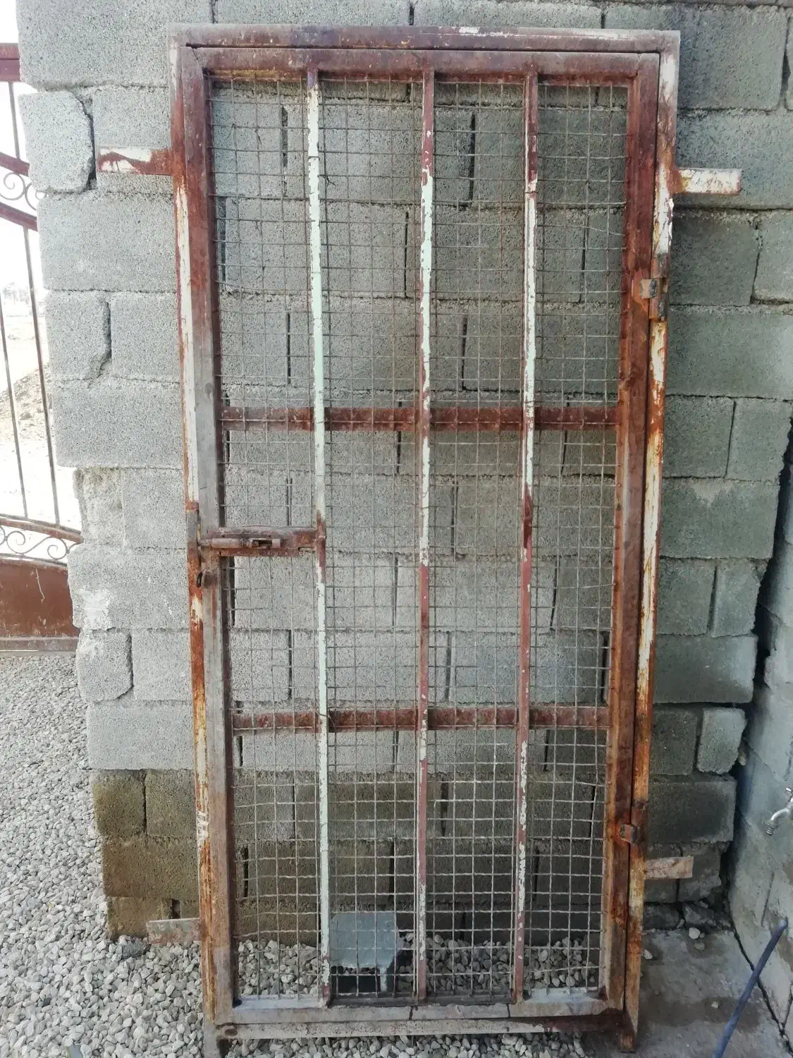 درب توری محکم|مصالح و تجهیزات ساختمان|جهرم, |دیوار