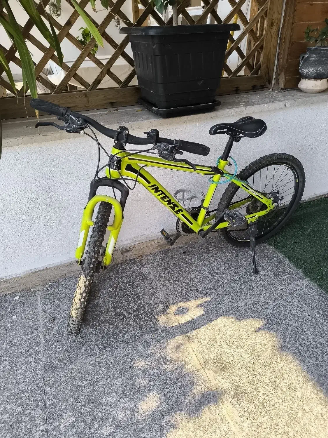 دوچرخه اینتنس سایز 24|دوچرخه، اسکیت، اسکوتر|کیش, |دیوار