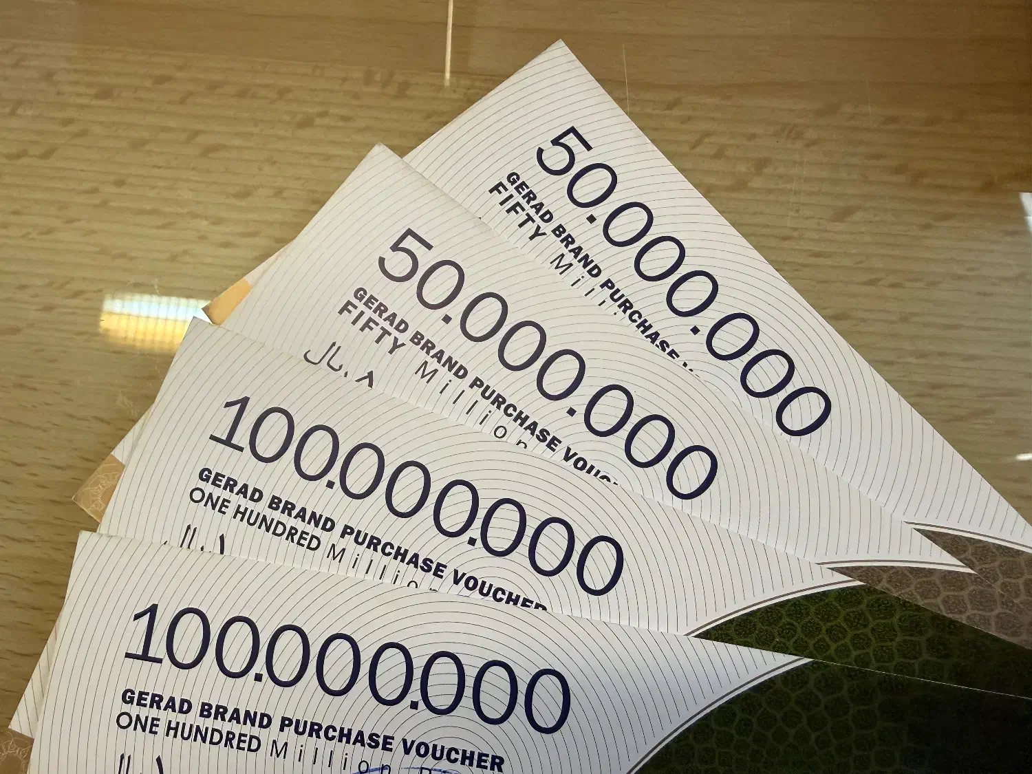 بن خرید گراد به ارزش ۳۰میلیون تومان|کارت هدیه و تخفیف|تهران, ایرانشهر|دیوار