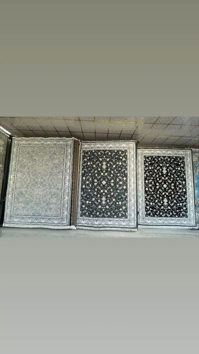 فرش فرش.|فرش|همدان, |دیوار