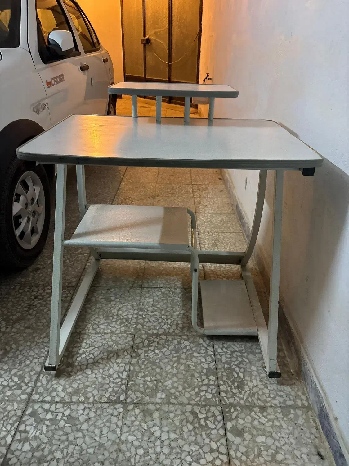 میز کامپیوتر اورجینال اروپایی|میز تحریر و کامپیوتر|اراک, |دیوار