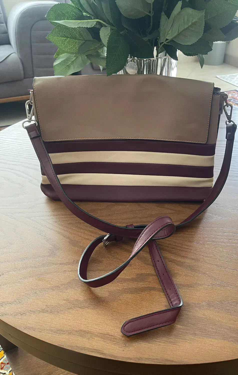 کیف چرم زنانه|کیف، کفش، کمربند|شیراز, مبعث|دیوار