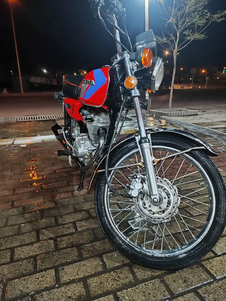 موتور مدل ۸۳ عروسک.معاوضع با مدل بالاتر داریم|موتورسیکلت|فردوس (خراسان), |دیوار