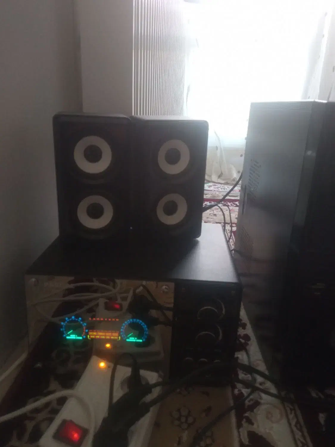 کامپیوتر|رایانه رومیزی|گلبهار, شهر جدید گلبهار|دیوار