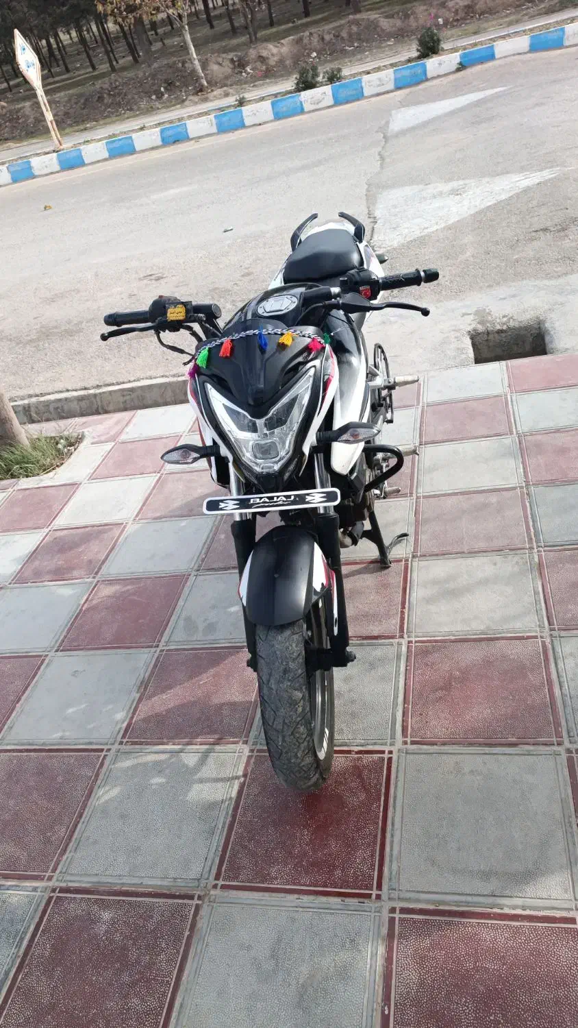 ان اس|موتورسیکلت|فراغی, |دیوار